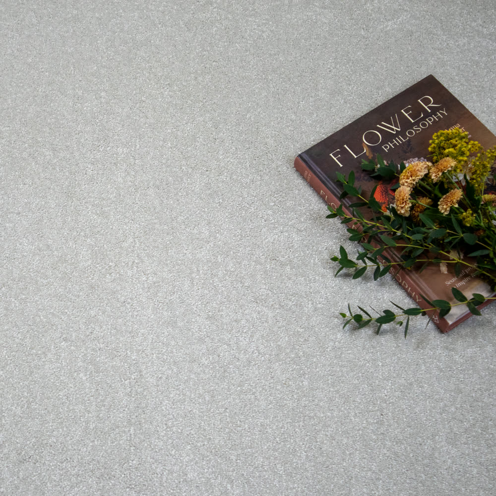 Abyss saxony carpet pile