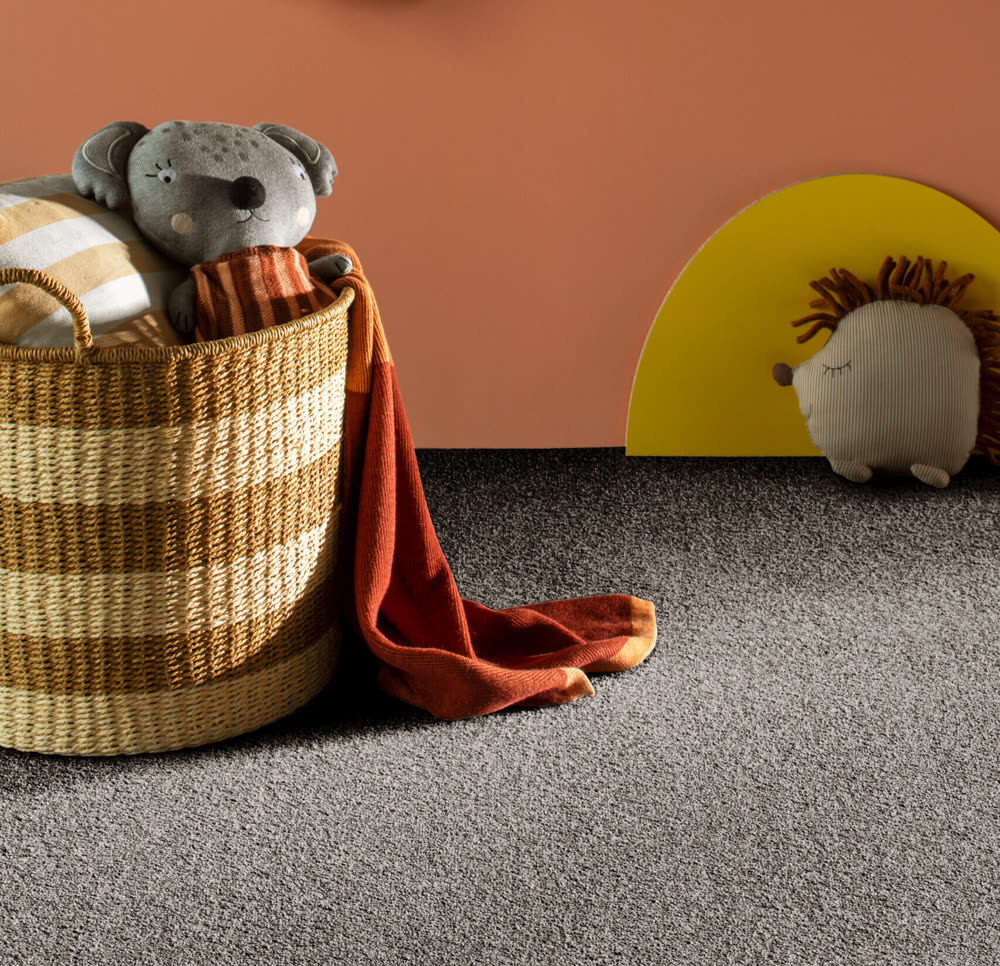 Soft Noble saxony carpet pile